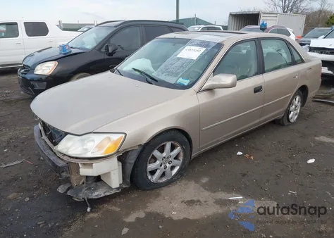 2000 Toyota Avalon Xls z USA, uszkodzony, nr VIN 4T1BF28B0YU112595